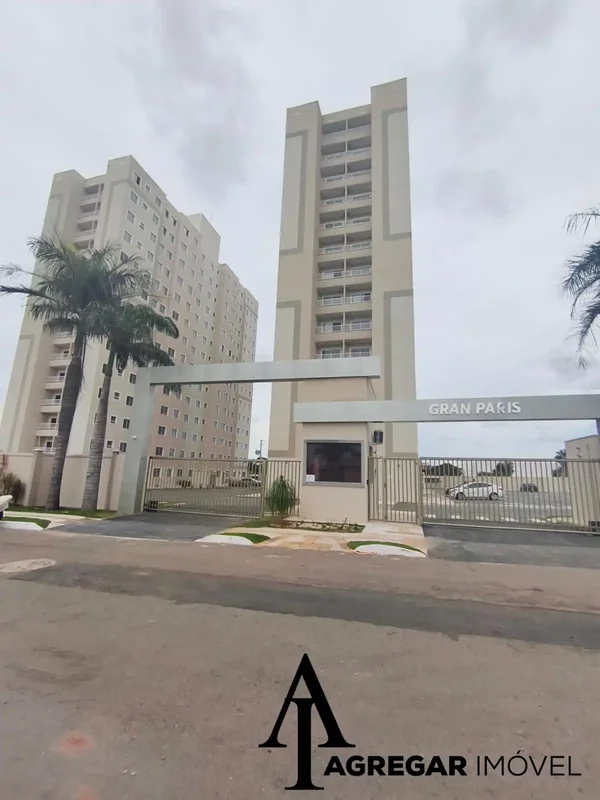 Pronto para morar ou investir? Este confortável apartamento de 2 quartos no Resi...