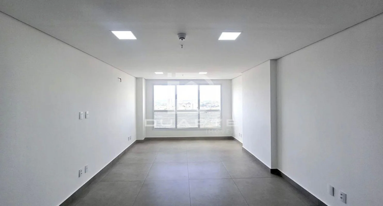 Sala comercial em Genesis Office, Av. JK, com: * Sala;* Banheiro;* 36,60m²;* 01 ...