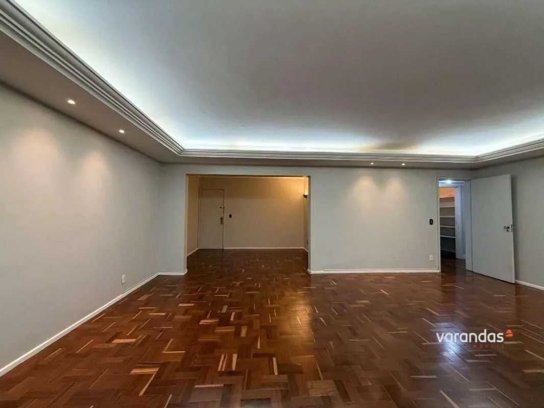 Varandas Imóveis disponibiliza com exclusividade:Apartamento com 3 dormitórios (...