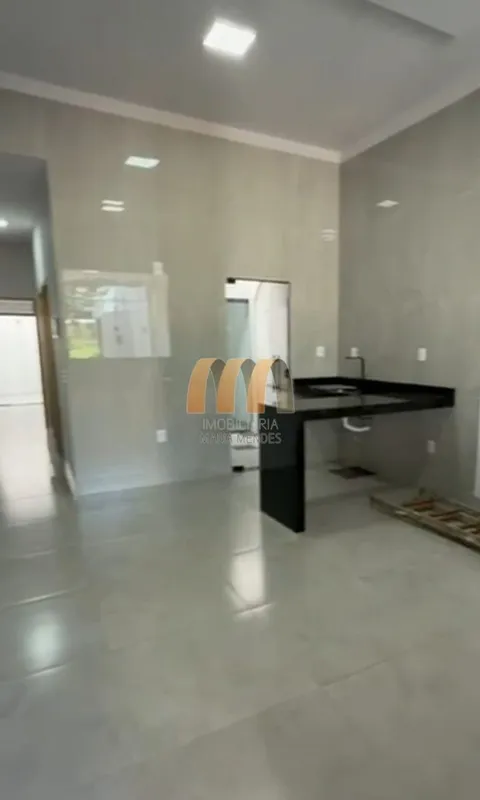 Lote 100 mtsÁrea construída 70 mts Porcelanato 02 quartos01 suite Churrasqueira ...