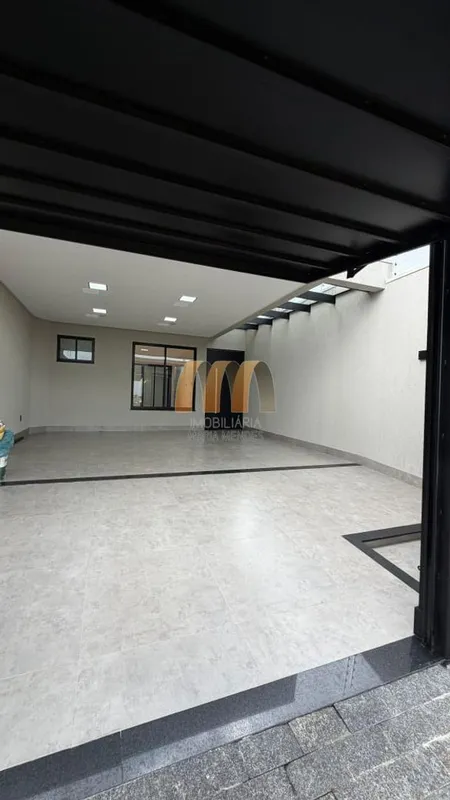 Casa Disponível.Lote: 180 mTConstrução 126 mT3 Quartos 1 Suíte com closet1 Banhe...