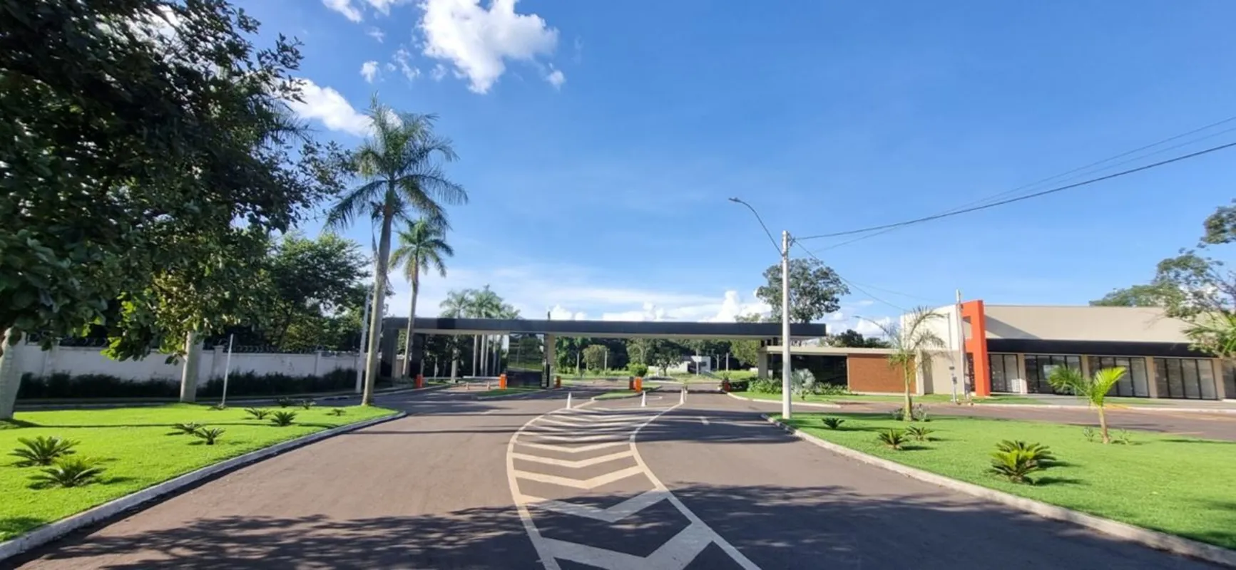 Lote a venda no Condomínio Residencial Rosa de Leiria em Goianira Goiás próximo ...