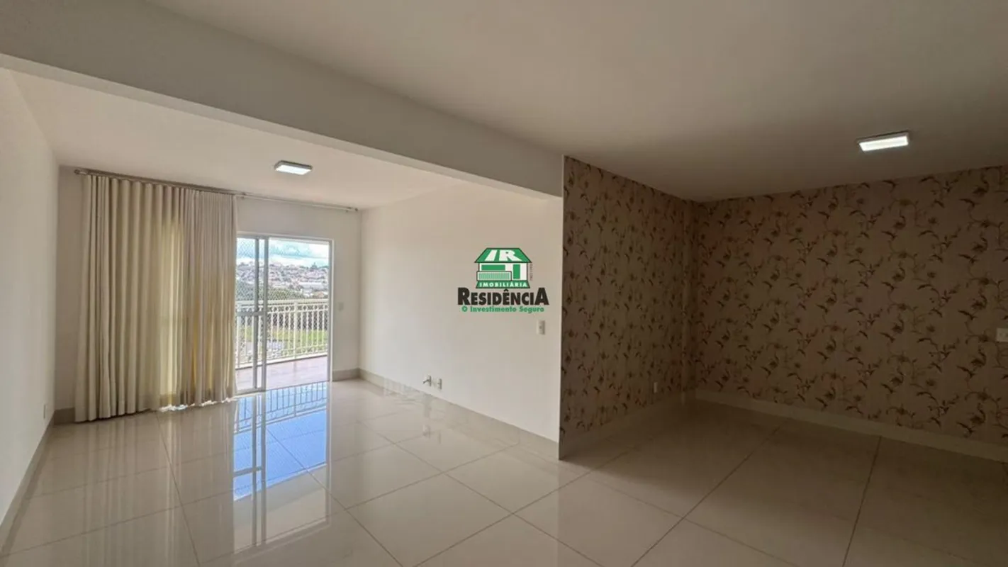 Apartamento Rico em planejados no Res. Fenícia. -3 quartos sendo um suíte com cl...