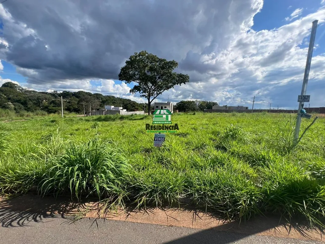 TERRENO COMERCIAL À VENDA - RESIDENCIAL CAMPOS DO JORDÃOExcelente oportunidade d...