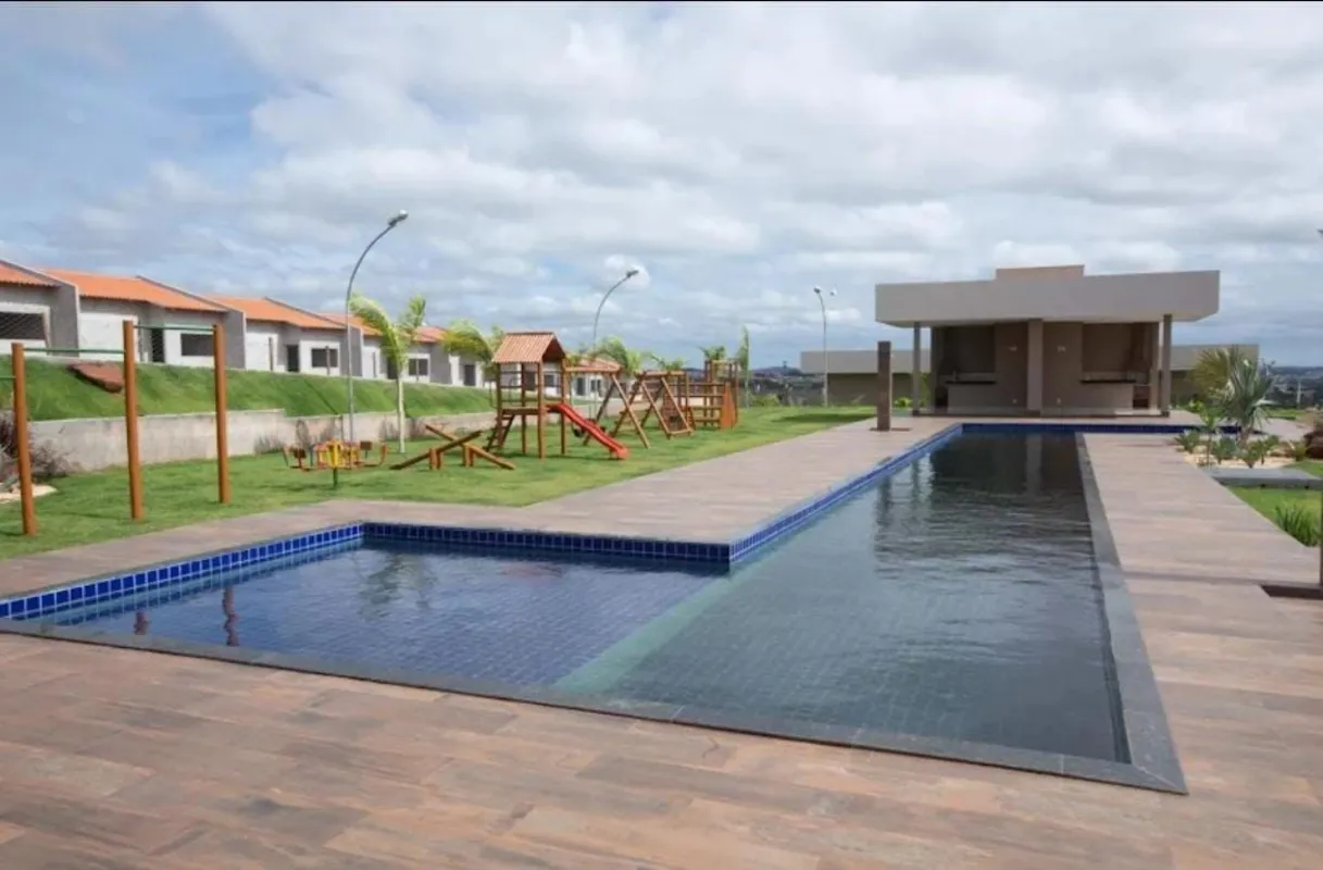 Casa 2 quartos sendo 1 suitesala cozinhabanheiro1 vaga de garagemquintal no fund...