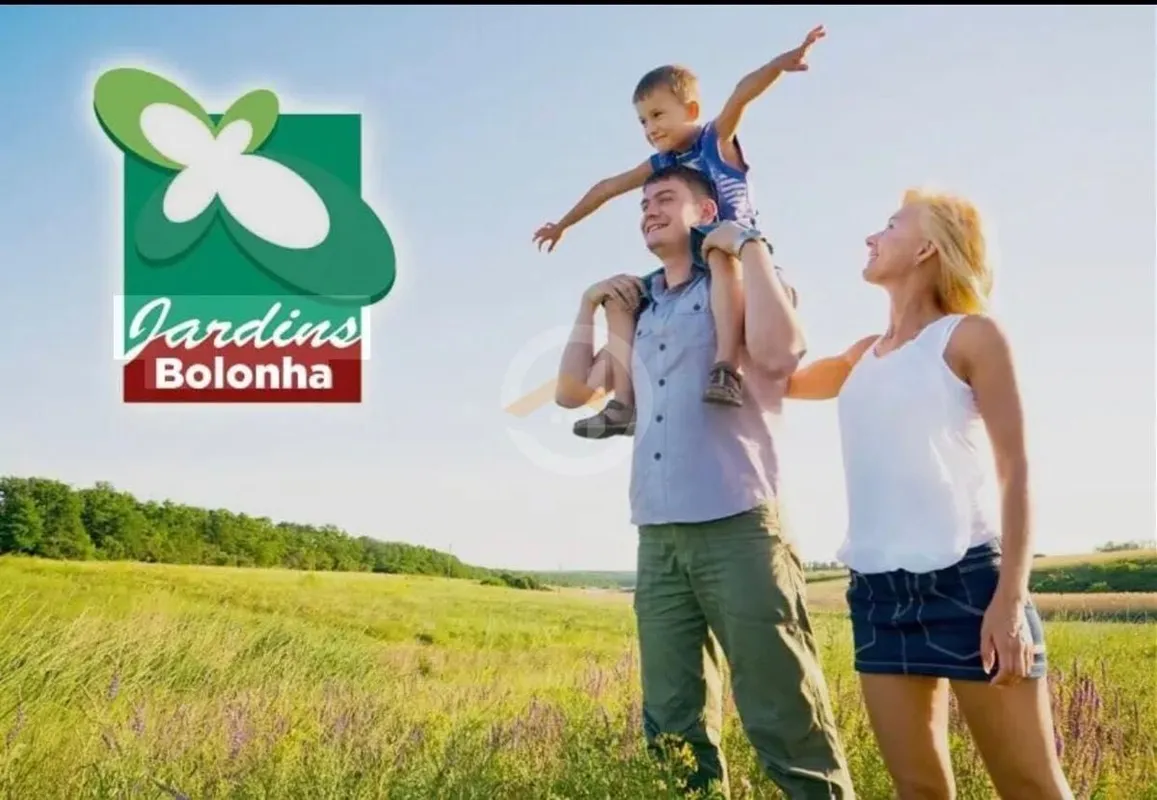 TERRENO NO JARDINS BOLONHA PROXIMO A PORTARIA 300 metros quadrados ESCUTAMOS OFE...