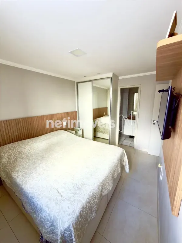 Excelente oportunidade em Águas Claras. Este apartamento está localizado no 9º a...