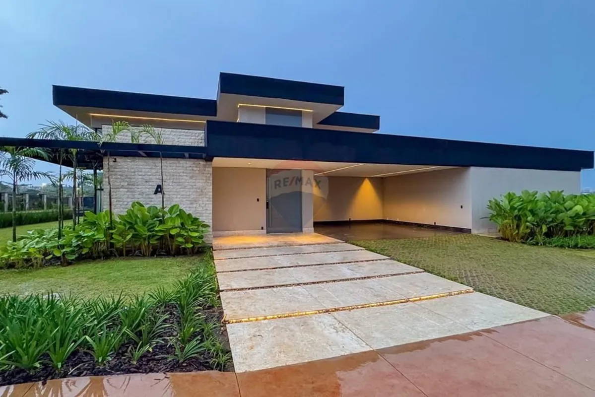 CONFORTO, SOFISTICAÇÃO E AUTOSUSTENTABILIDADE PROJETO ARQUITETÔNICO Assinado pel...