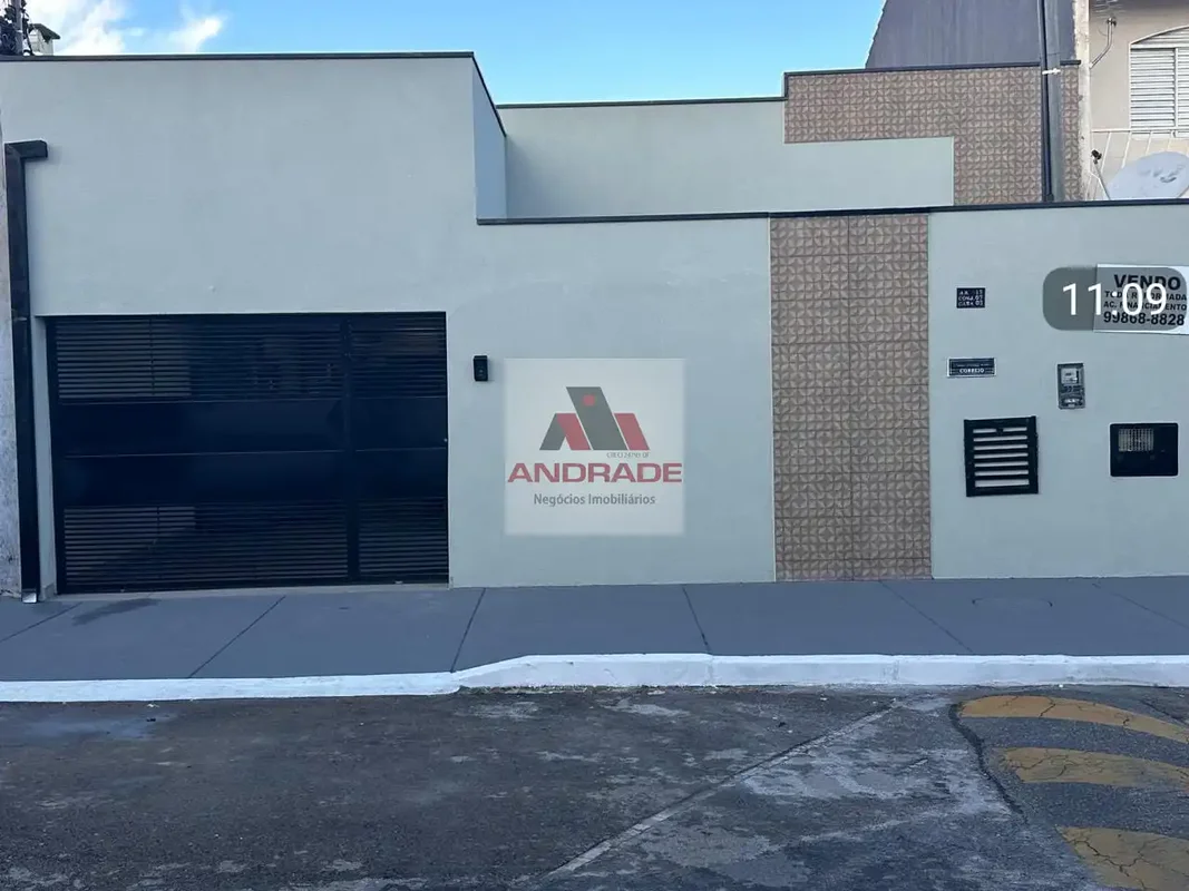 MAGNÍFICA CASA NOVA MODERNA!3 quartos sendo 2 suítes com closet Armários planeja...