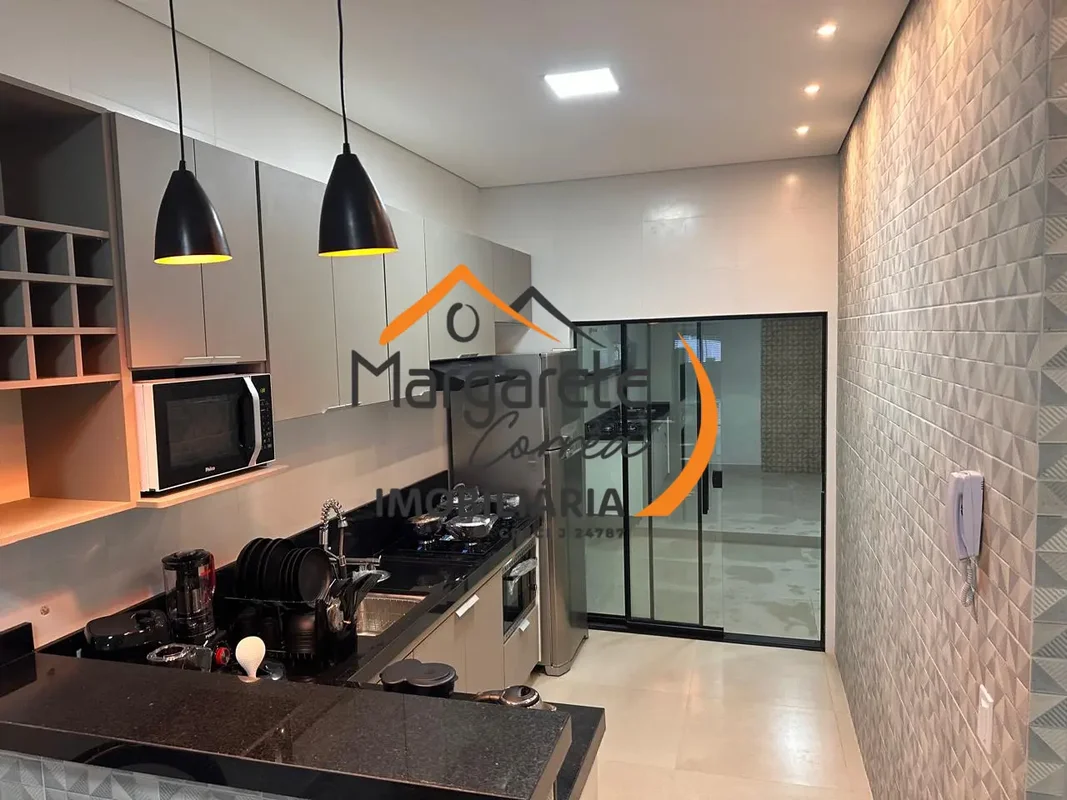 Imobiliária Margarete Corrêa vende casa nova e moderna AR 15 Sobradinho*Aceita F...