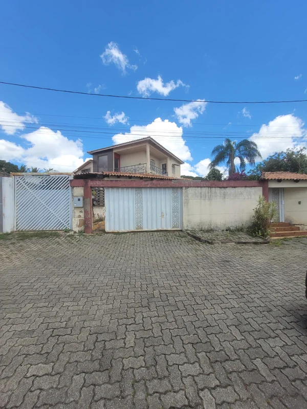 Se você crê que, mais que um abrigo, uma casa deve ser cenário de histórias, enc...