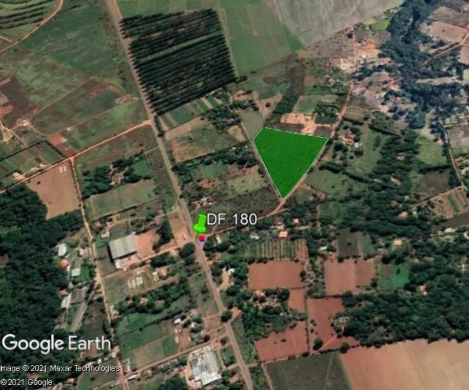 Vendo terreno Ponte Alta SulSituado a 300m da pista principal, próximo a Embrapa...