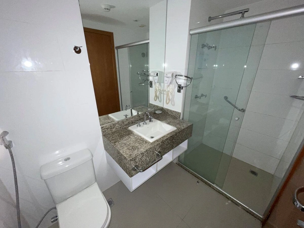 Descubra o charme de morar na melhor localização de Brasília com este apartament...