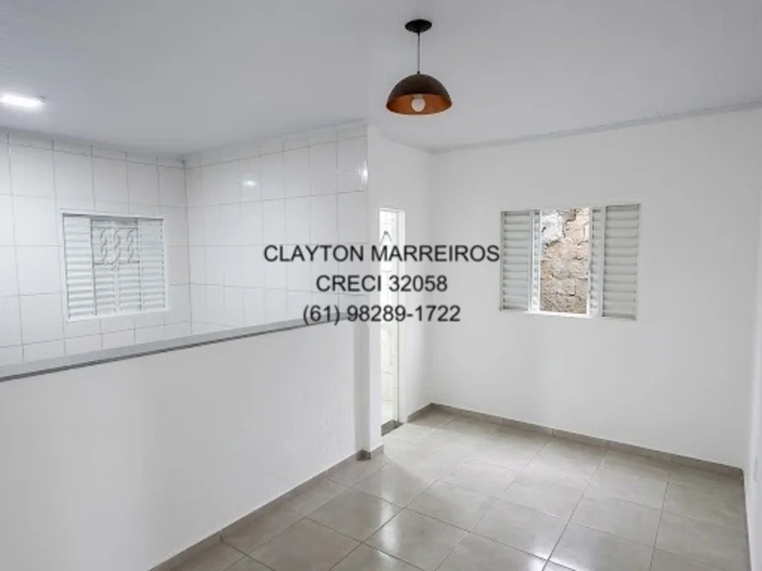 Casa própria em Planaltina de Goiás com entrada e documentação pagas para você!F...