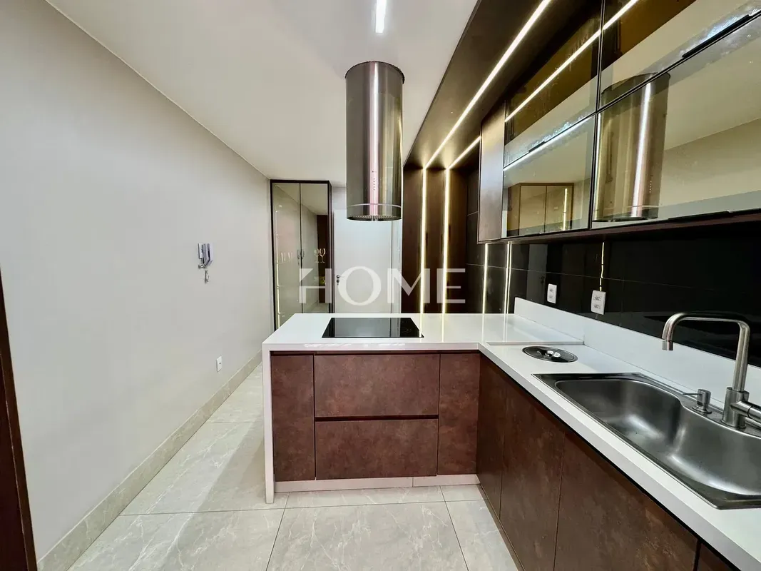 SQN 112 137m² 3 quartos marcenaria completaApartamento elegante em uma das quadr...