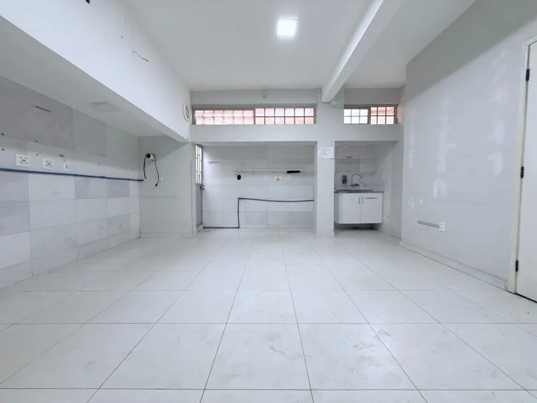 Se você procura um espaço comercial amplo, estratégico e com excelente visibilid...