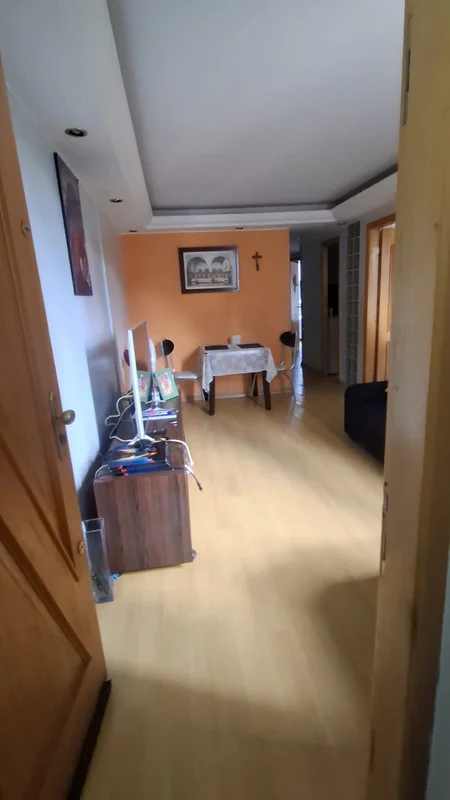 Descubra um apartamento acolhedor e bem localizado na EPTG QE 3 Bloco B 5, no co...