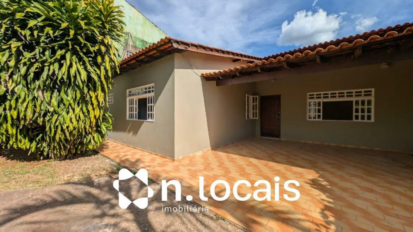 Casa de 2 quartos para aluguel no Vicente PiresComposta por:> 1 suíte> 1 quarto ...