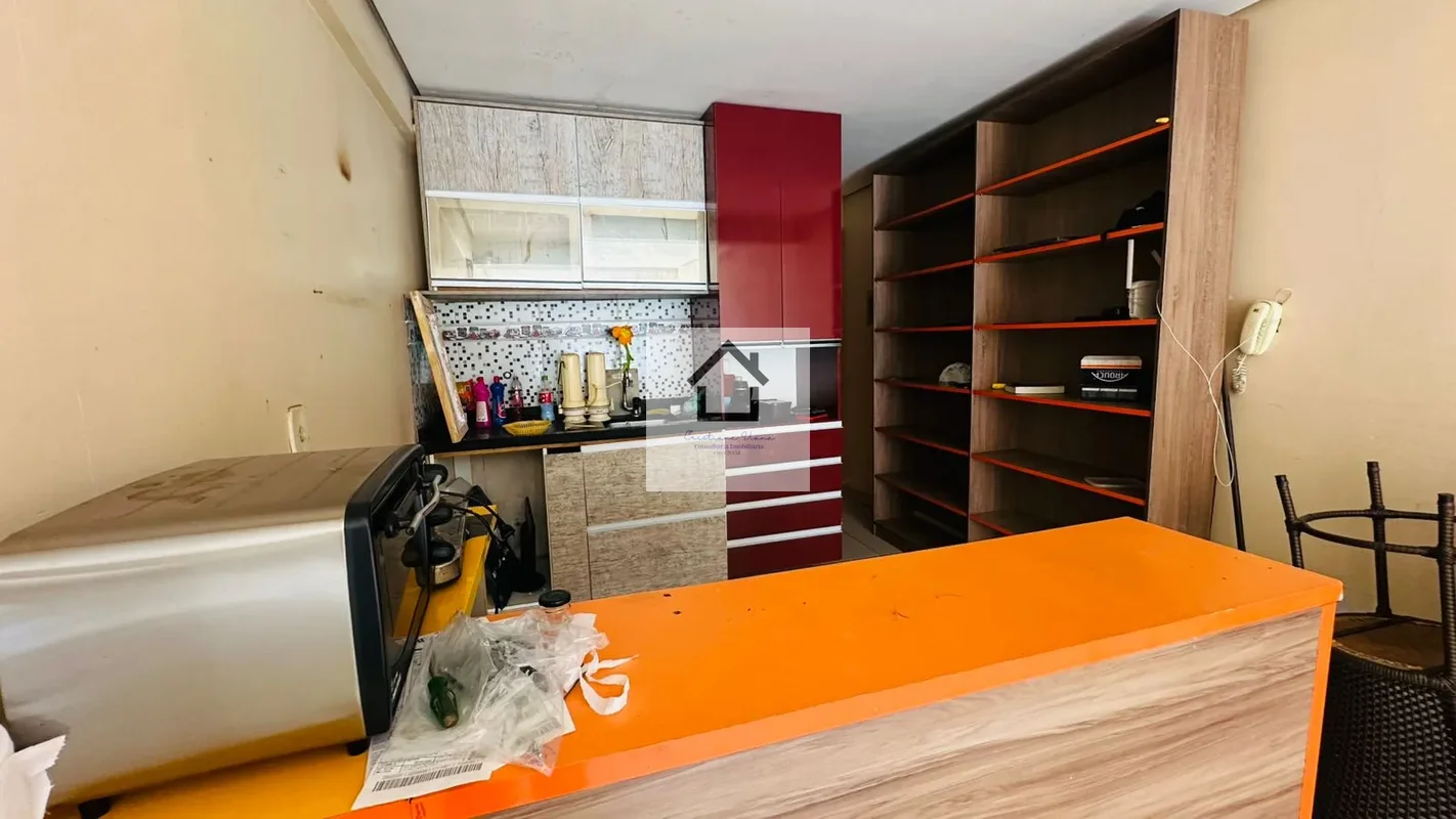 Cristiane Viana VendaCLN 07 Riacho Fundo IExcelente kit/loja:-Térreo;- 28 m²;- b...