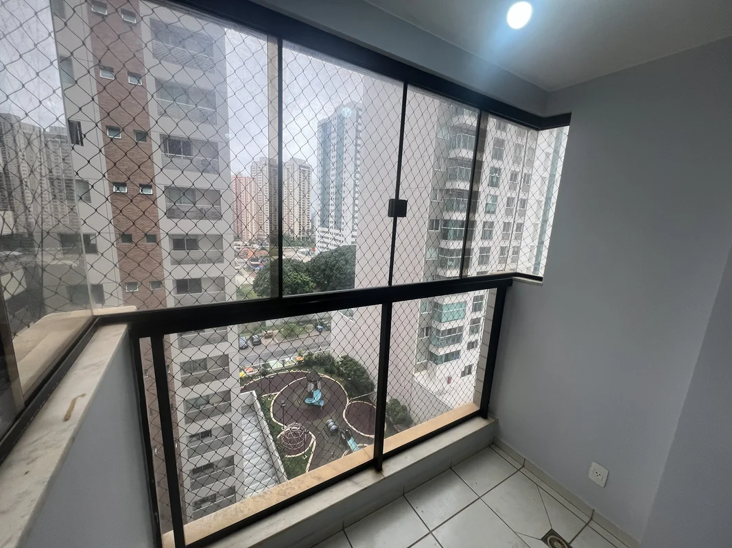 Claudio Sinimbu aluga lindo apartamento com 02 quartos sendo 01 suite, 02 varand...