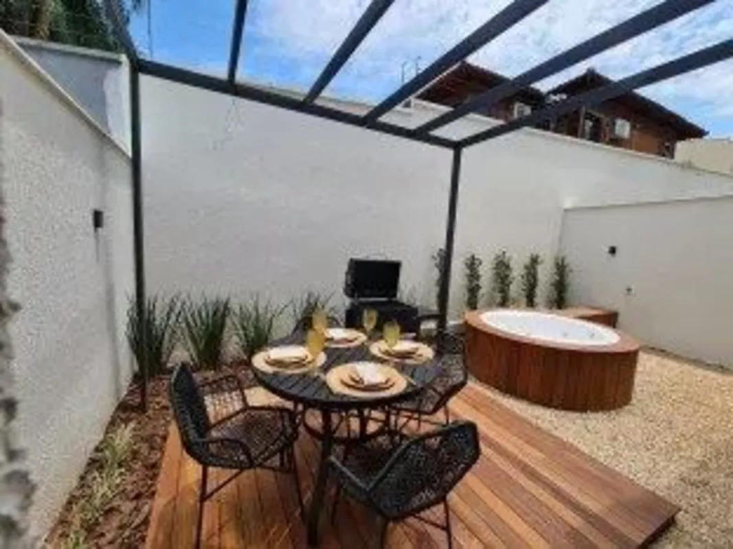 Sobrado disponível para venda em Setor Jaó, Goiânia - Goiás. com aproximadamente...