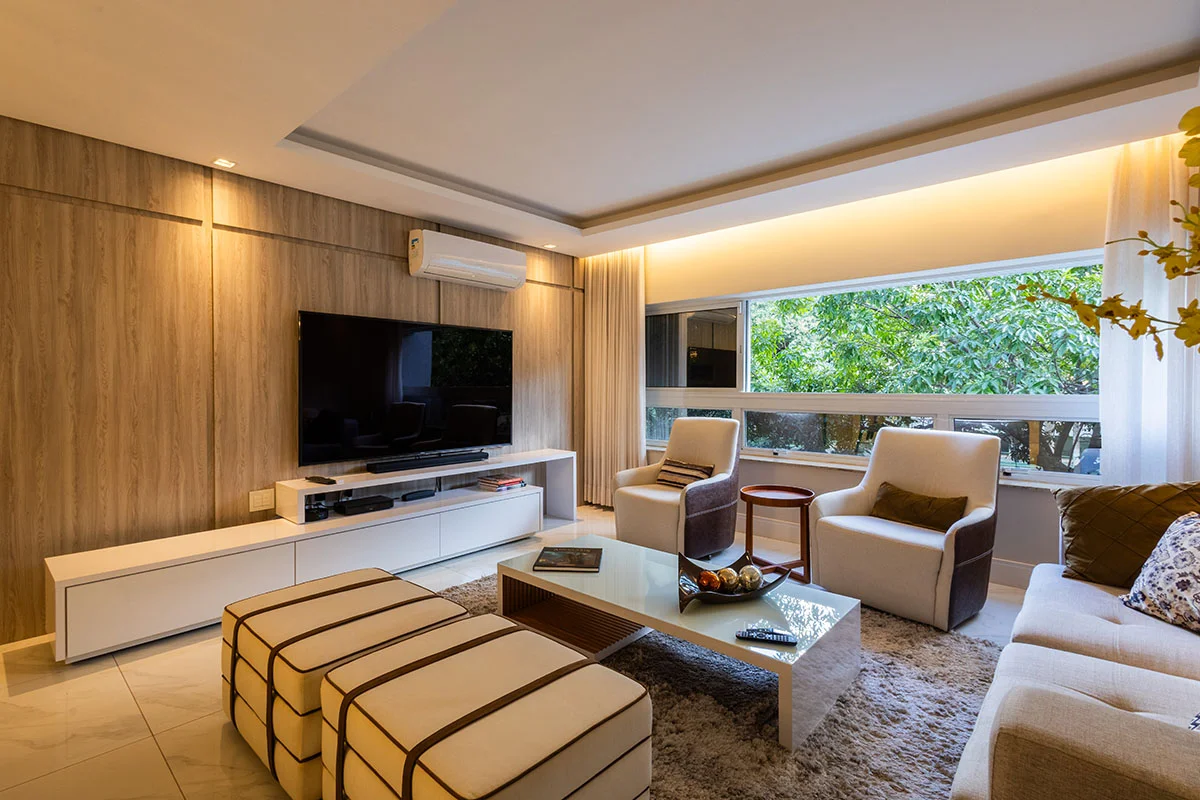 Apartamento MOBILIADO em Alto Padrão na SQS 104 – Totalmente ReformadoEncante-se...