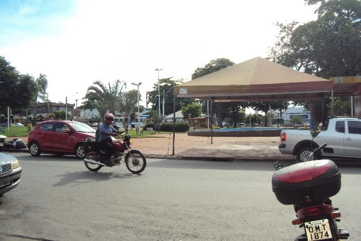 Aluga Kitnet R$ 750,00, Ótima Localização - St. Leste Vila Nova - Goiânia-GoDesc...