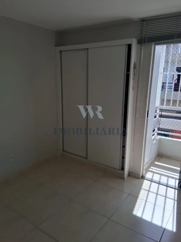 WR Imobiliária Aluga Apartamento na Asa Norte.Excelente apartamento vazado de 2 ...