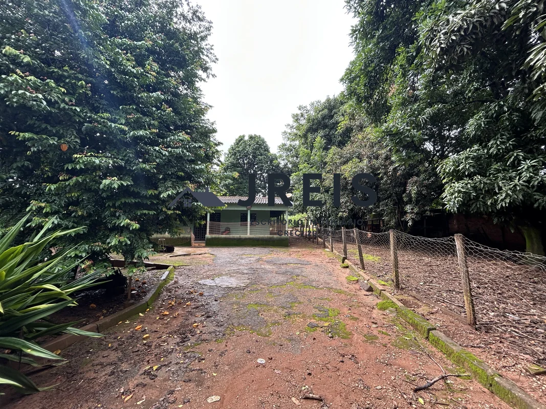 JREIS ESCRITÓRIO IMOBILIÁRIALocalização: Monte Alto (distrito de Padre Bernardo-...