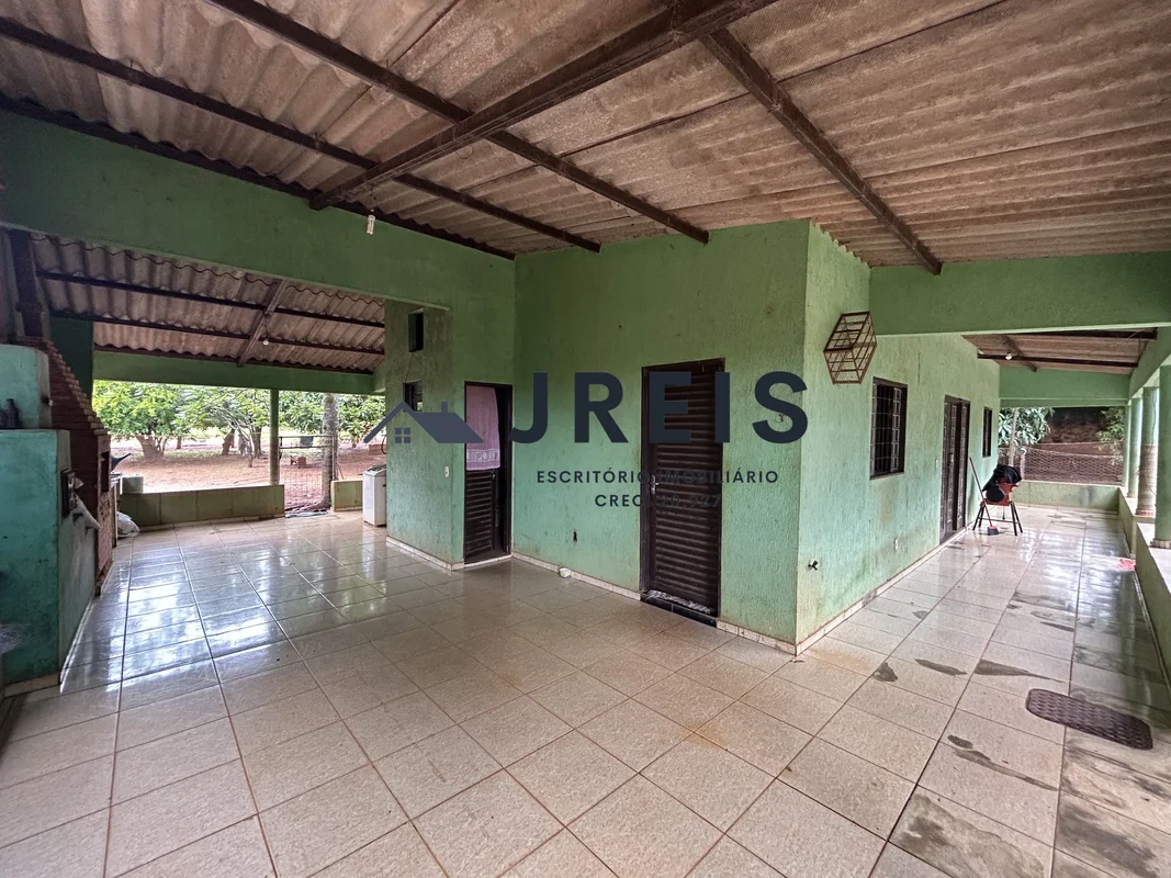 JREIS ESCRITÓRIO IMOBILIÁRIALocalização: Monte Alto (distrito de Padre Bernardo-...