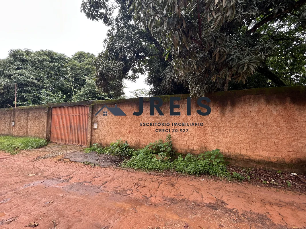 JREIS ESCRITÓRIO IMOBILIÁRIALocalização: Monte Alto (distrito de Padre Bernardo-...