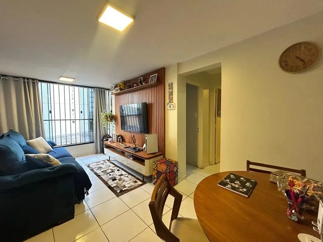 APARTAMENTO À VENDA – CNB 3 | EDIFÍCIO VARANDAS CENTRO | TAGUATINGA NORTECaracte...