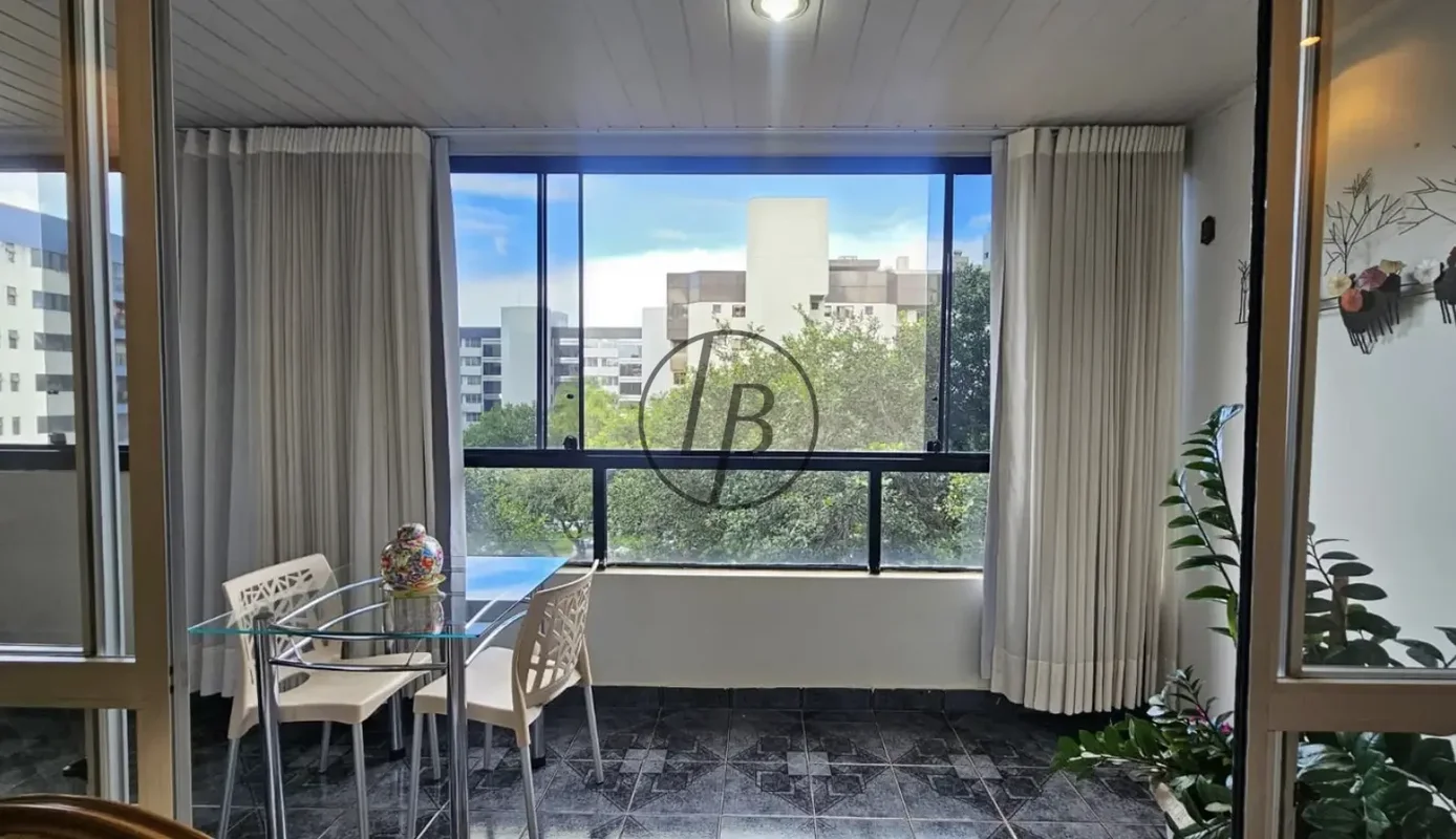 Descubra um apartamento exclusivo na SQN 111, ASA NORTE, Brasília, DF, com vista...