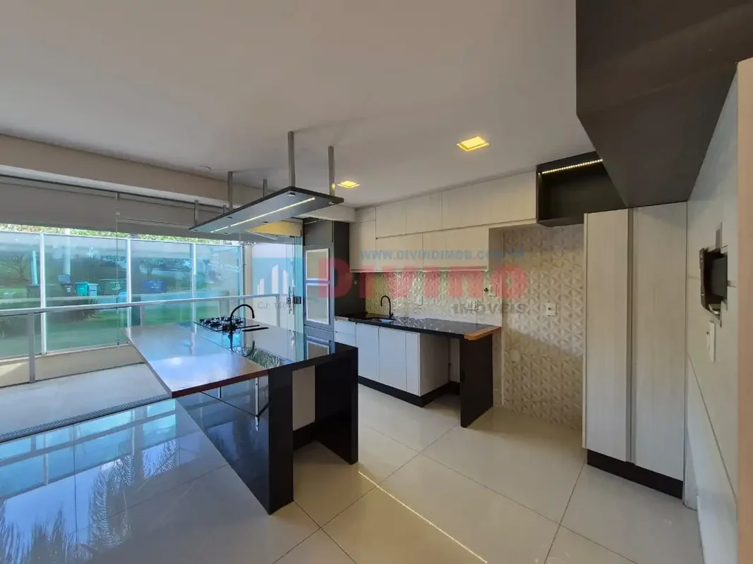 Descubra um amplo apartamento duplex no coração do Lago Norte, em Brasília, loca...