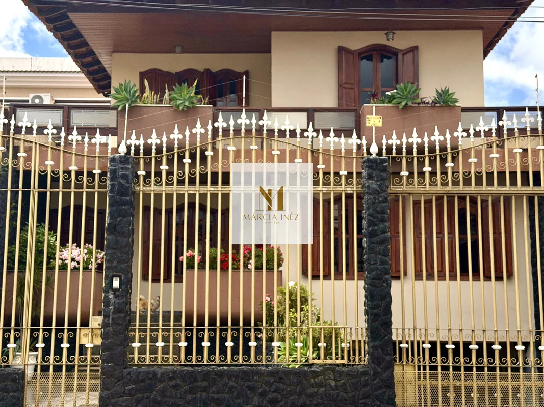 MÁRCIA INÊZ TRADIÇÃO NO MERCADO IMOBILIÁRIO DESDE 1990, ATENDENDO GERAÇÕES DE FA...