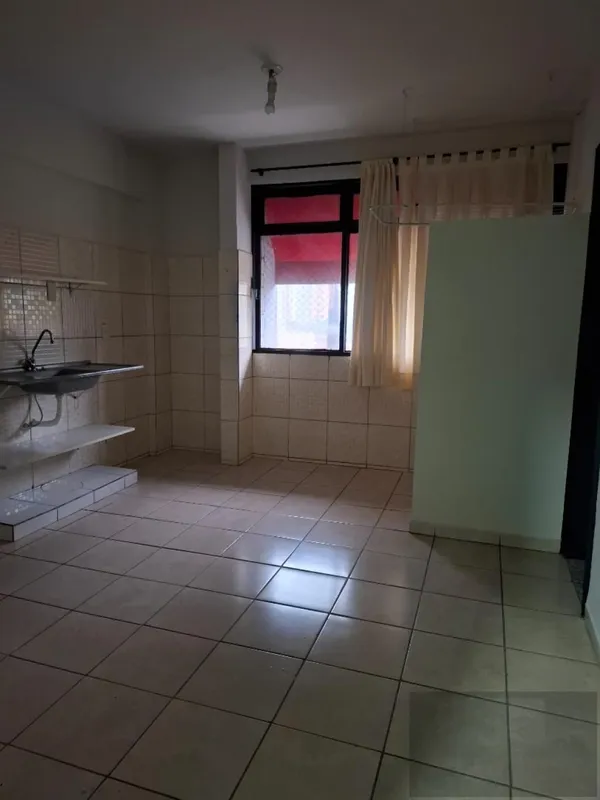 Apartamento tipo sobreloja com aproximadamente 30 m², bem distribuído e funciona...