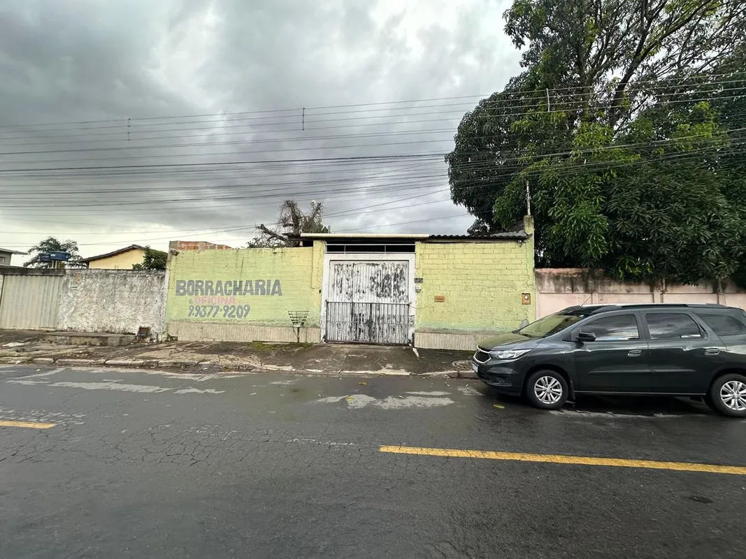 Lote a venda com 342,70 m² localizado na Av. Goiás na Cidade Livre próximo Av. I...