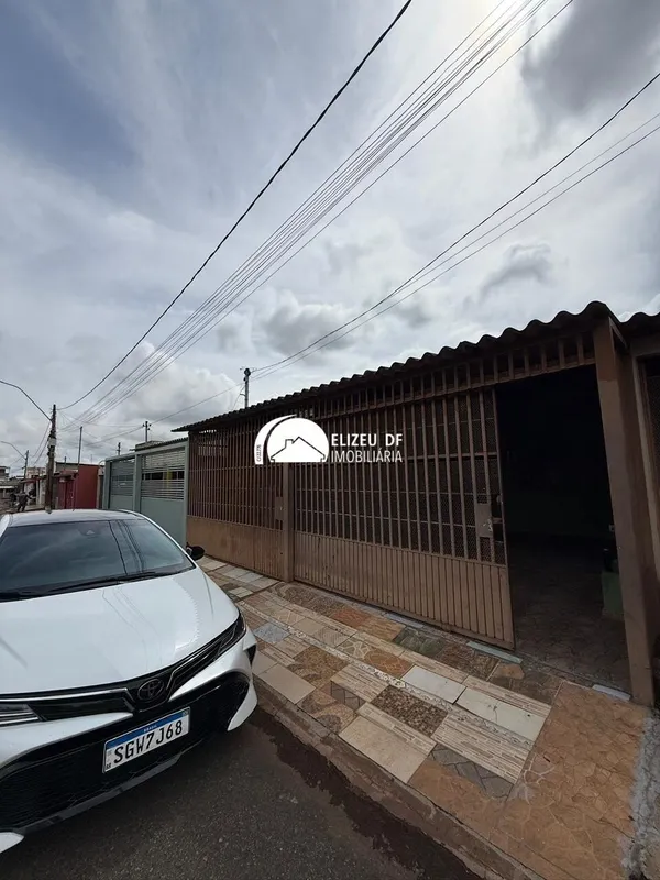 Elizeu DF Imobiliária vende Casa na Qs 06 Riacho fundo ll, composta por:Toda na ...