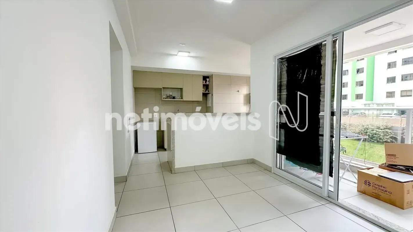 Seu novo lar no coração de Águas Claras Este excelente apartamento de 63m² reúne...