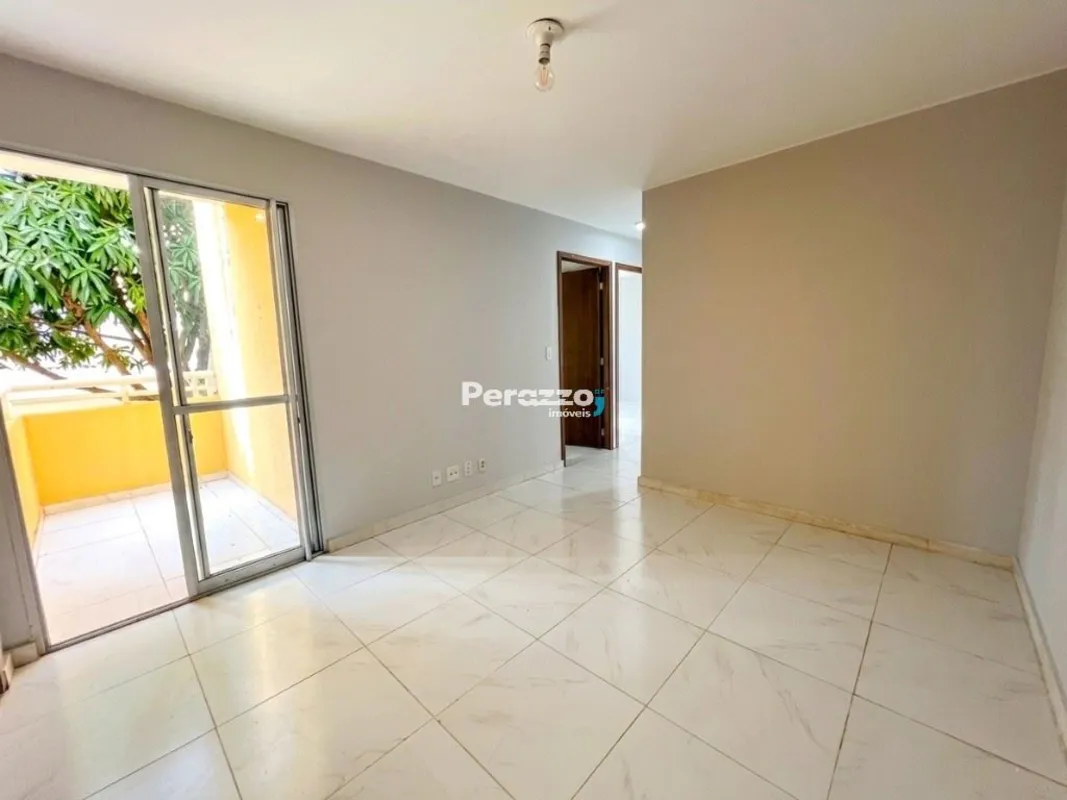 Excelente Apartamento Térreo no Jardins Mangueiral QC 03 por R$2.100,00. TAXA DE...
