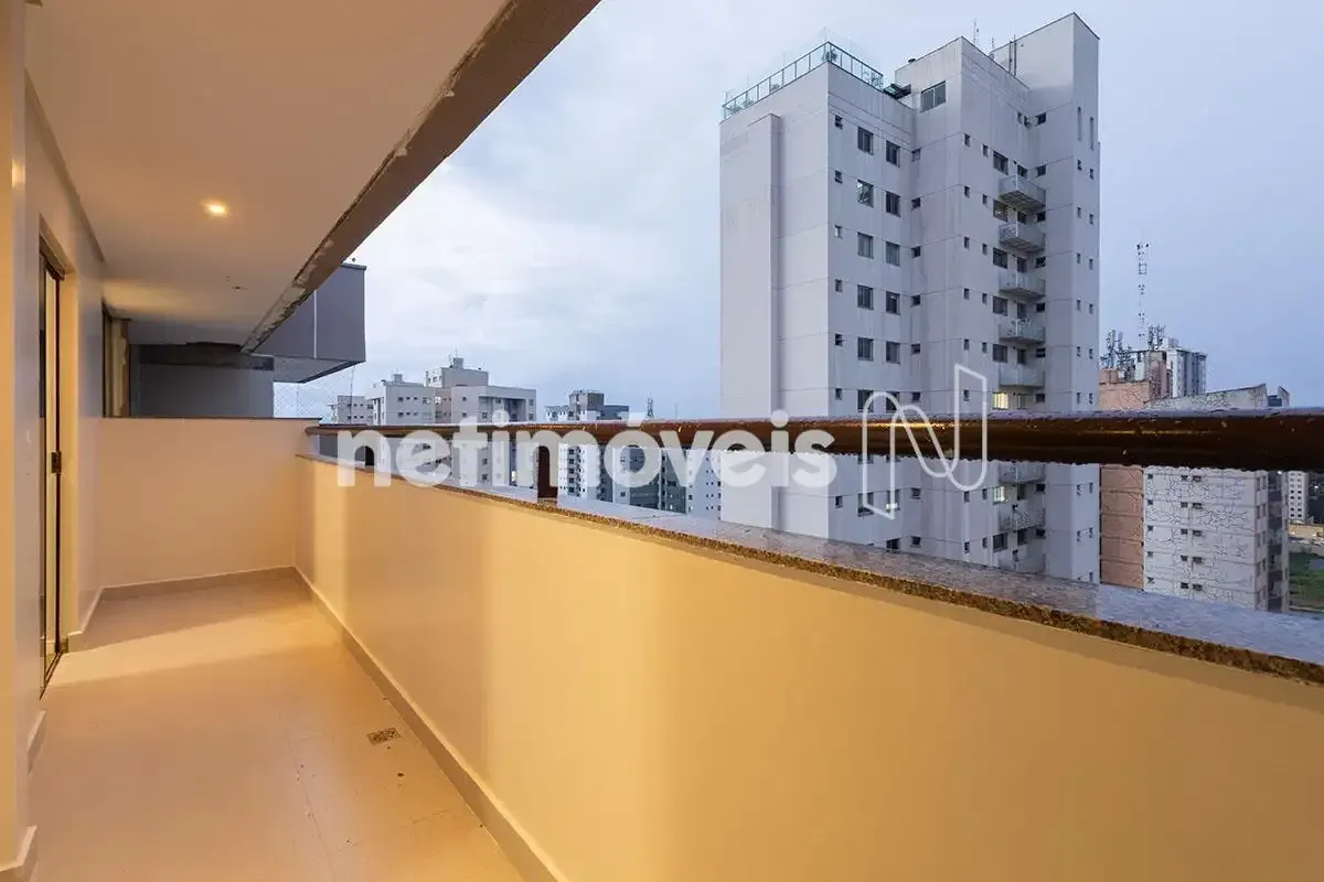 Apartamento 03 quartos - Nascente - Edifício Ouro Branco Localização: Edifício O...