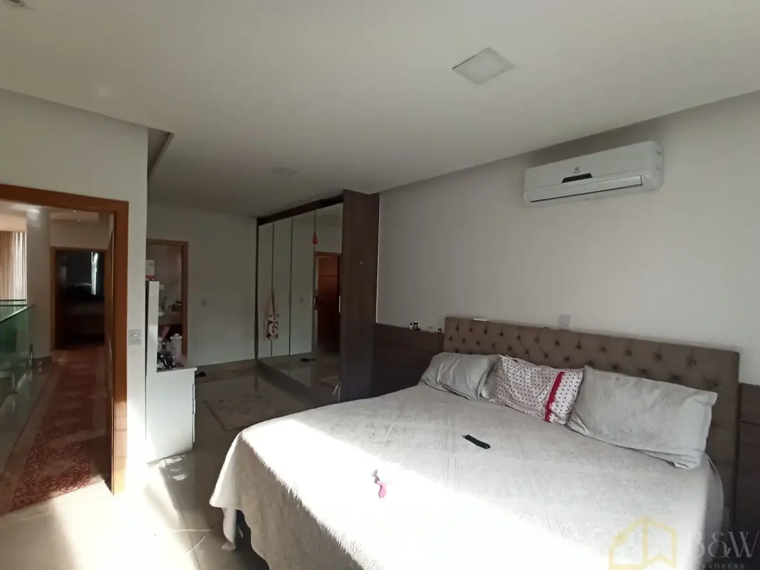 Sobrado jardins ParisArqueteta americana com 700 metros de terreno e 600 de cons...