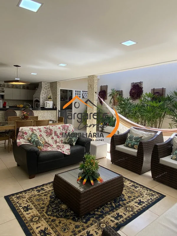 Imobiliária Margarete Corrêa Aluga Linda Casa térrea no Condomínio Jardim Europa...