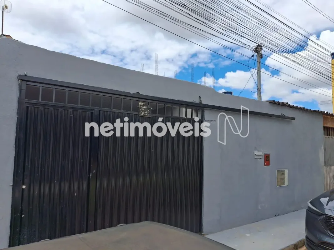 Apresentamos esta excelente oportunidade na Vila Estrutural, ideal para quem bus...