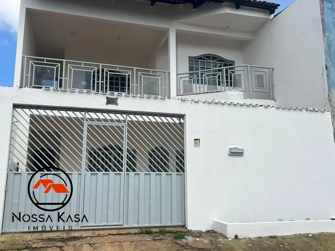 SOBRADO À VENDA EM SAMAMBAIASe você busca espaço, conforto e uma excelente local...