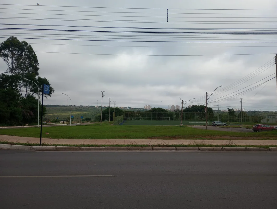 Vendo Ágio de lote na melhor região da samambaia, excelente localização, avenida...