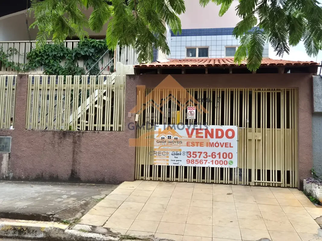 CASA DE ALTO PADRÃO À VENDA – CR 1 | VALE DO AMANHECER – PLANALTINA/DFSe você bu...