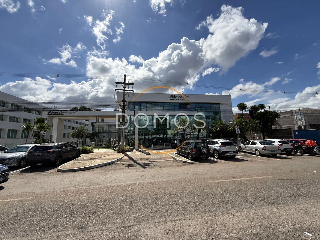 Excelente oportunidade na Asa Sul – Sala Comercial Reformada ao lado do DF StarV...