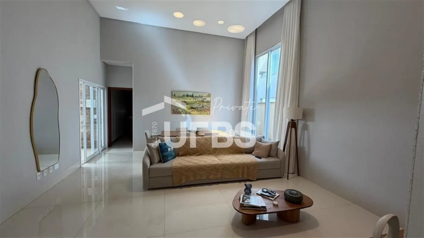 COD U-0031972 - Casa térrea pronta pra entrar e viver bem, no Jardins Valência.S...