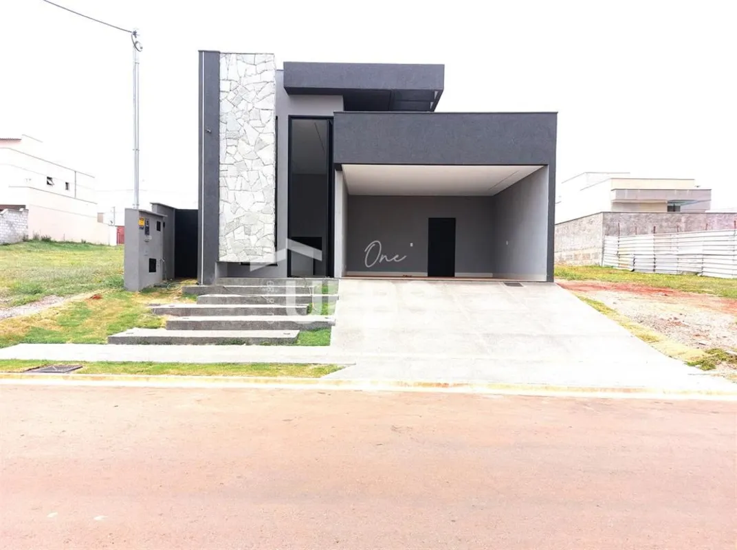 COD U-0028094 - CASA TÉRREA NOVA NÃO HABITADA no Condomínio Jardins Parma, em Se...